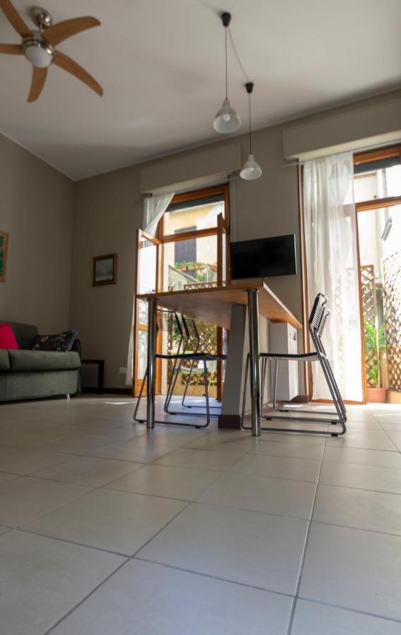 Chambers Short Rentals - Via Gezio Calini Brescia - 2 Studio Flats エクステリア 写真