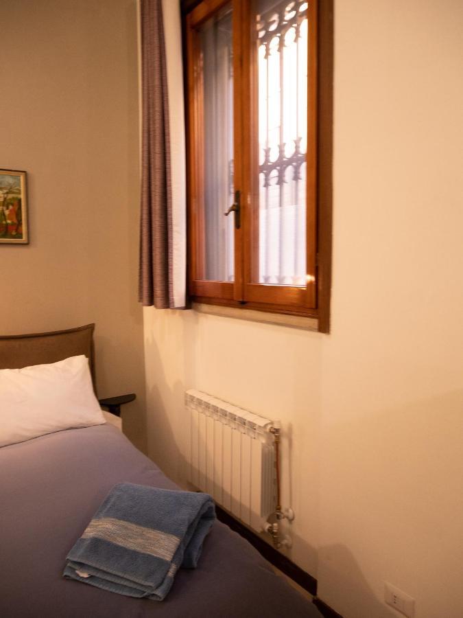 Chambers Short Rentals - Via Gezio Calini Brescia - 2 Studio Flats エクステリア 写真