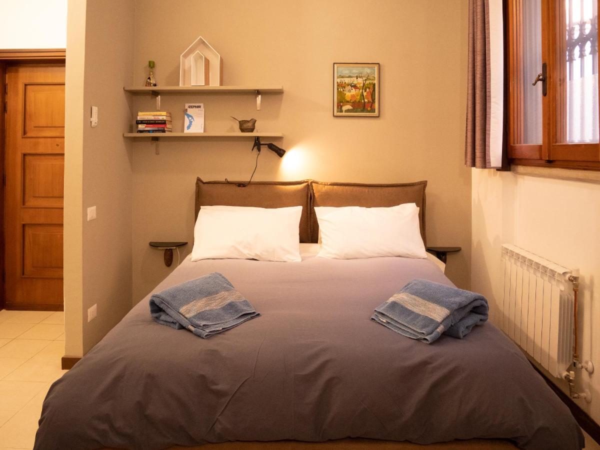 Chambers Short Rentals - Via Gezio Calini Brescia - 2 Studio Flats エクステリア 写真